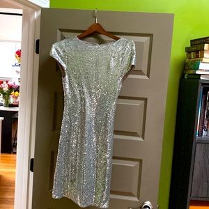 Alice and Olivia sparkly cap sleeve fully lined cocktail dress